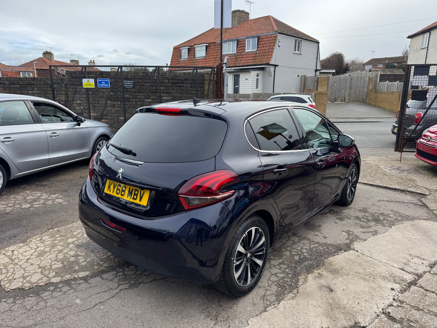 Used Peugeot 208 2018 for sale - 77568083: Photo 6