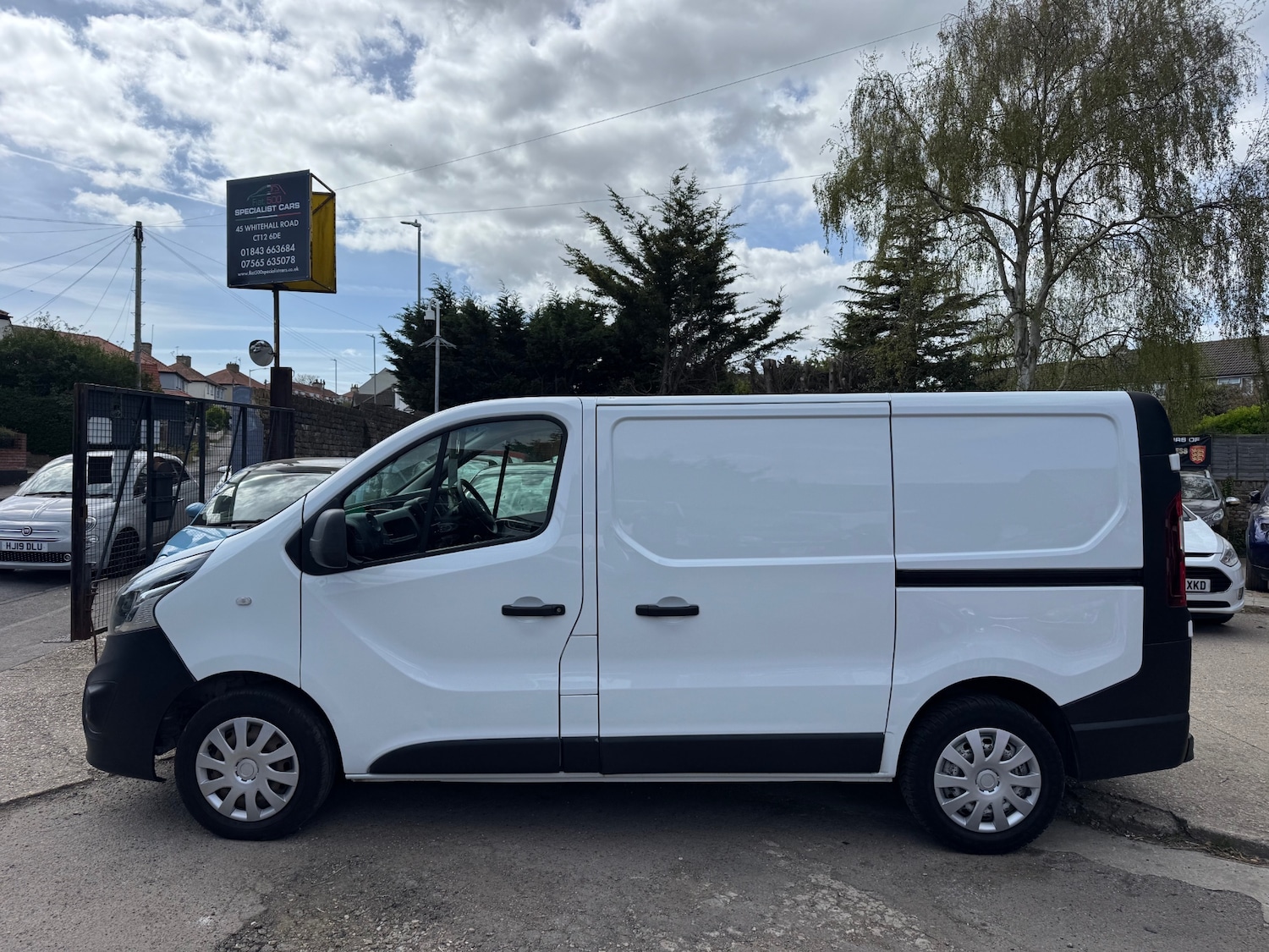 Used Vauxhall Vivaro 2016 for sale - 78199279: Photo 2
