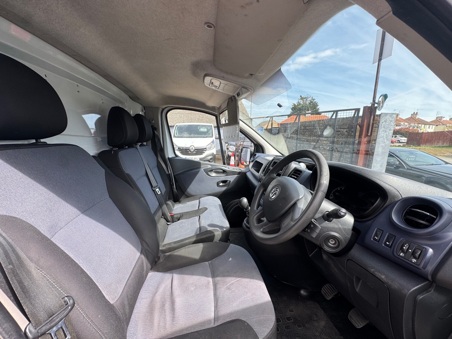 Used Vauxhall Vivaro 2016 for sale - 78199279: Photo 8