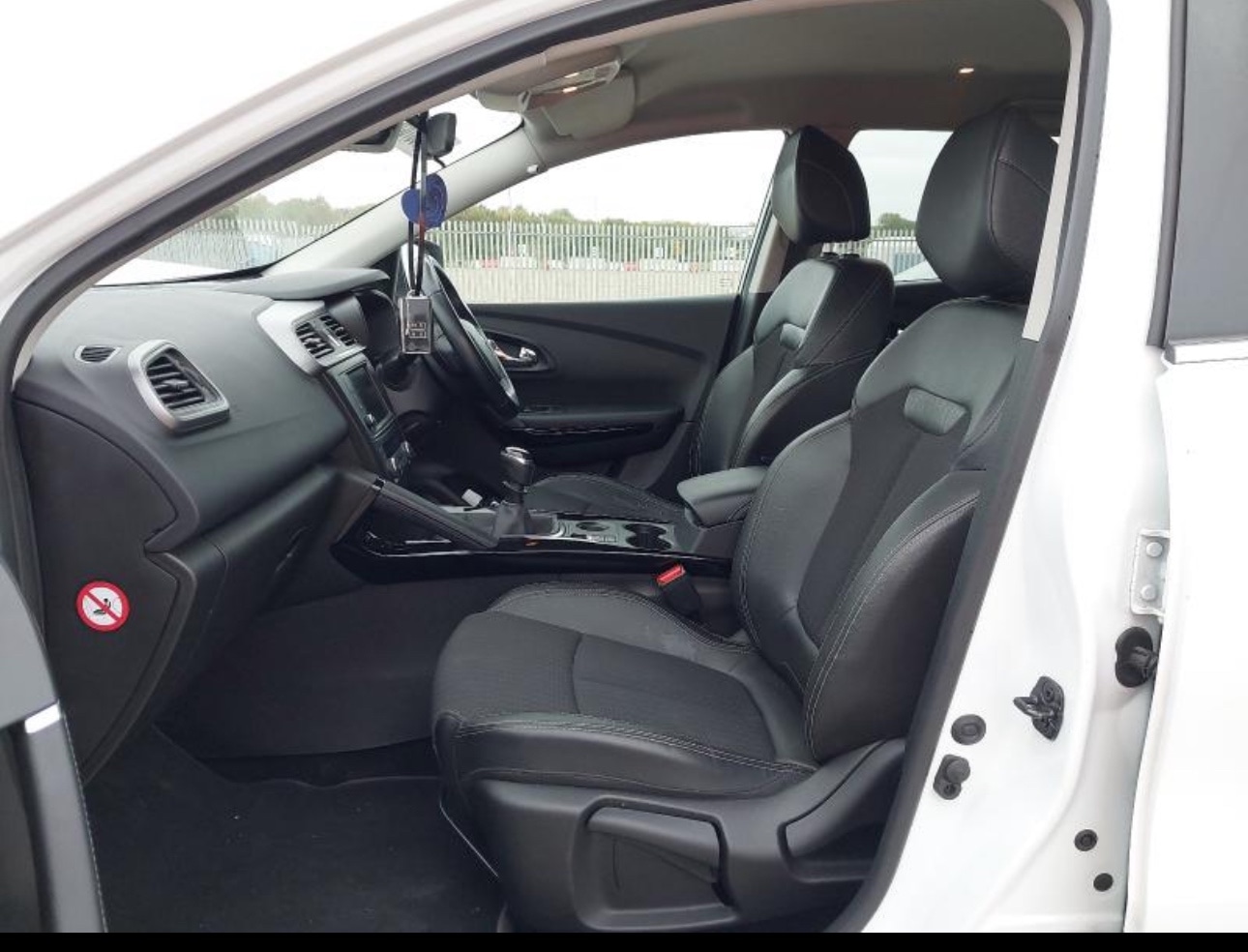 Used Renault Kadjar 2017 for sale - 76837598: Photo 2