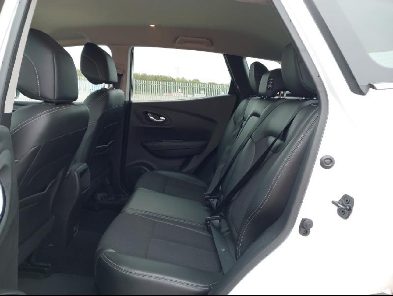 Used Renault Kadjar 2017 for sale - 76837598: Photo 3