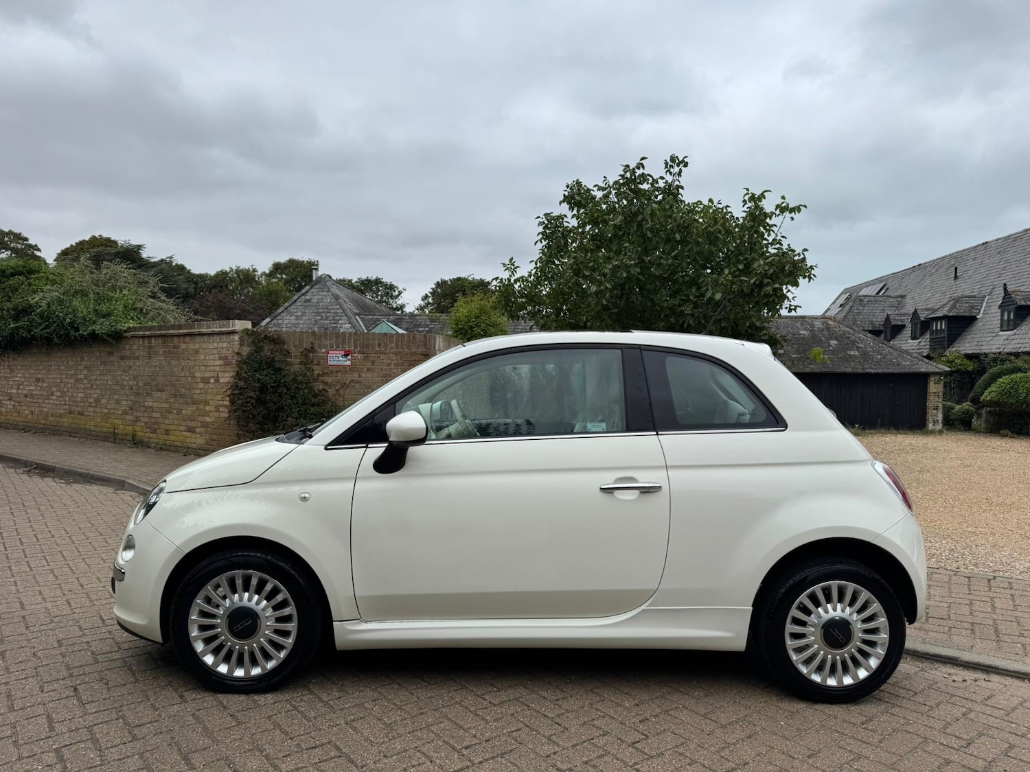 Used Fiat 500 2014 for sale - 77340324: Photo 2