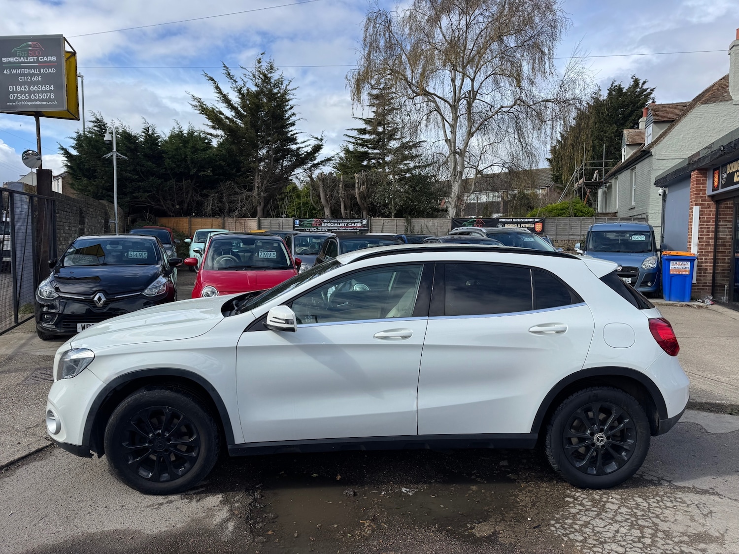 Used Mercedes-Benz GLA 2017 for sale - 78011672: Photo 2