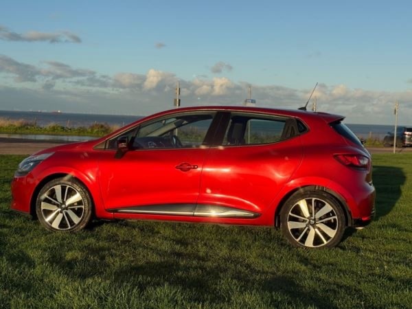 Used Renault Clio 2013 for sale - 77339495: Photo 2