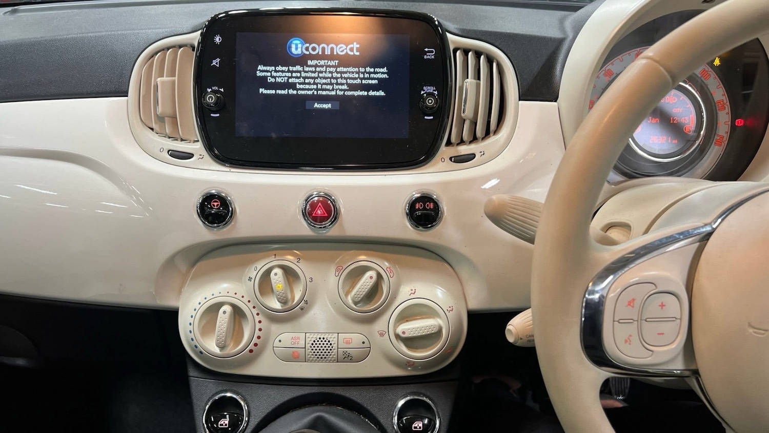 Used Fiat 500 2021 for sale - 77300327: Photo 10