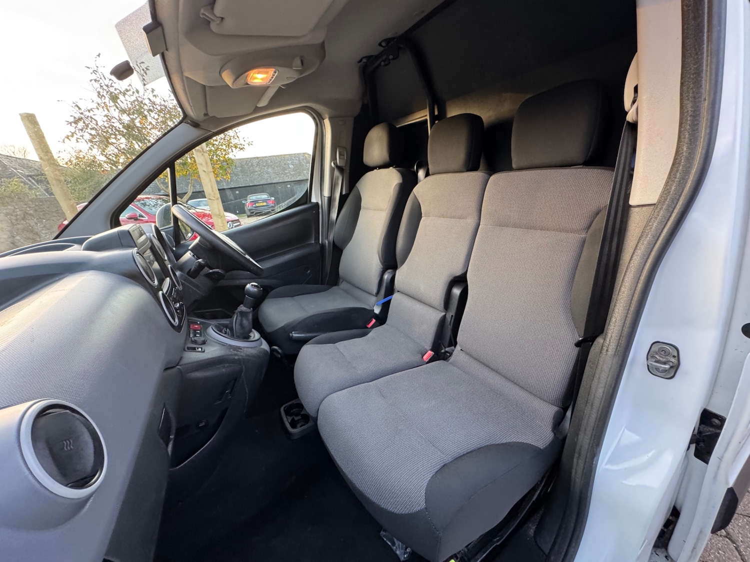 Used Citroen Berlingo 2017 for sale - 76556738: Photo 12