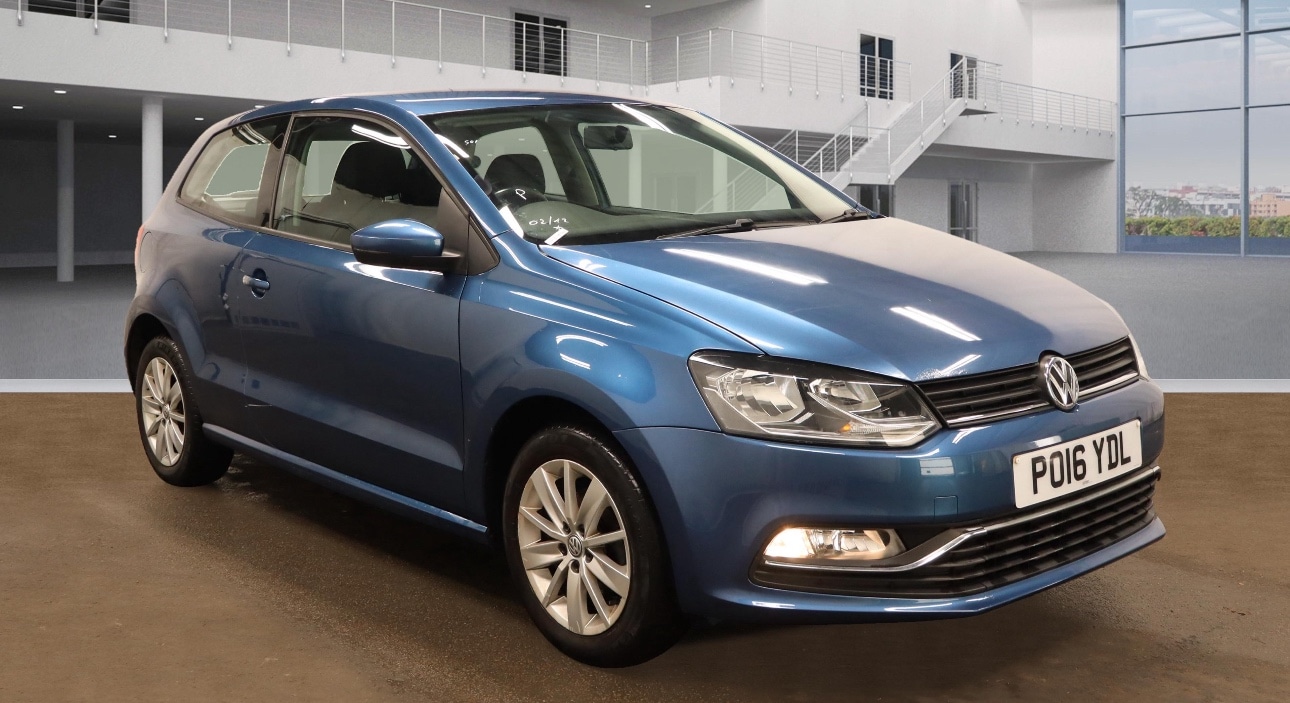 Used Volkswagen Polo 2016 for sale - 76879624: Photo 1