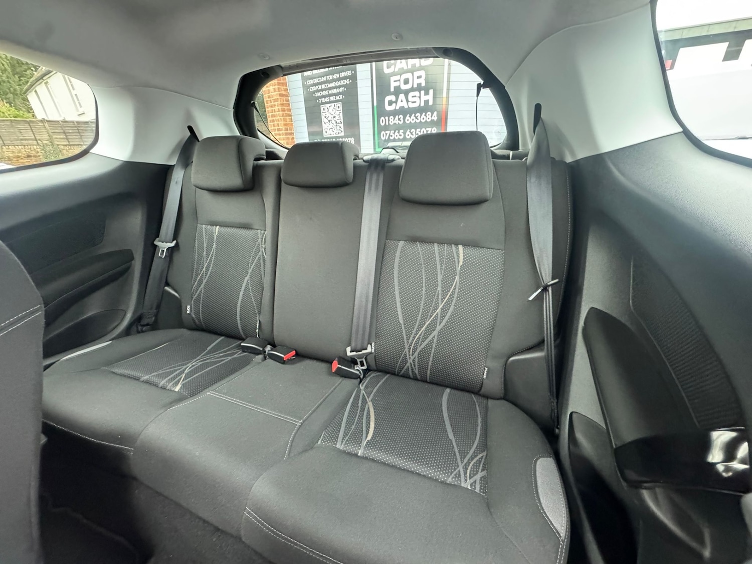 Used Peugeot 208 2014 for sale - 77378120: Photo 14