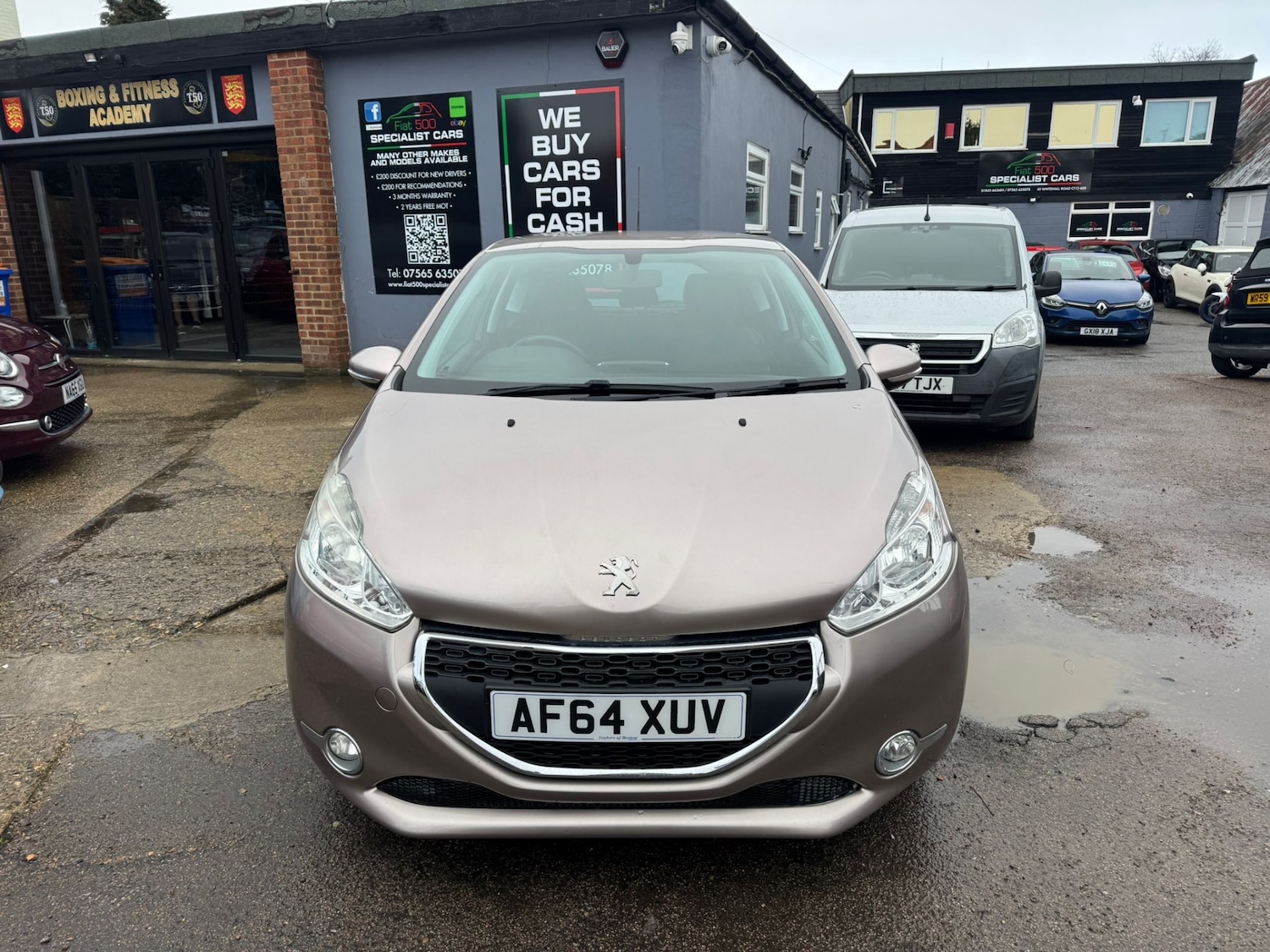 Used Peugeot 208 2014 for sale - 77378120: Photo 3