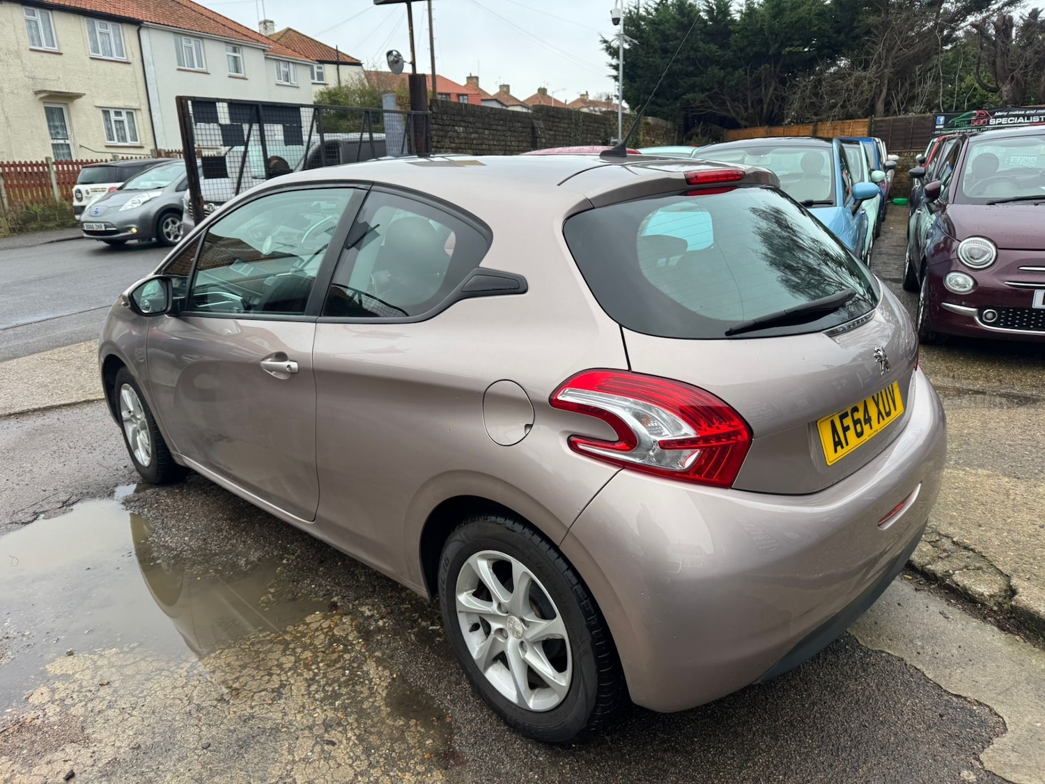 Used Peugeot 208 2014 for sale - 77378120: Photo 8