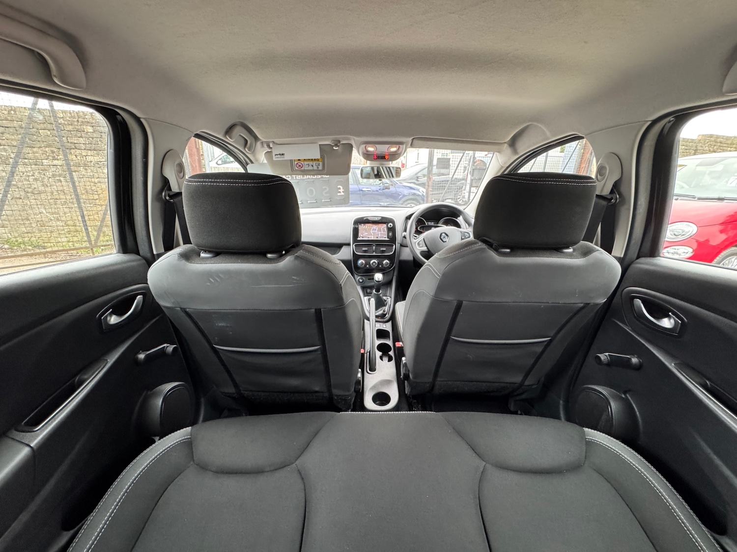 Used Renault Clio 2017 for sale - 77998704: Photo 11