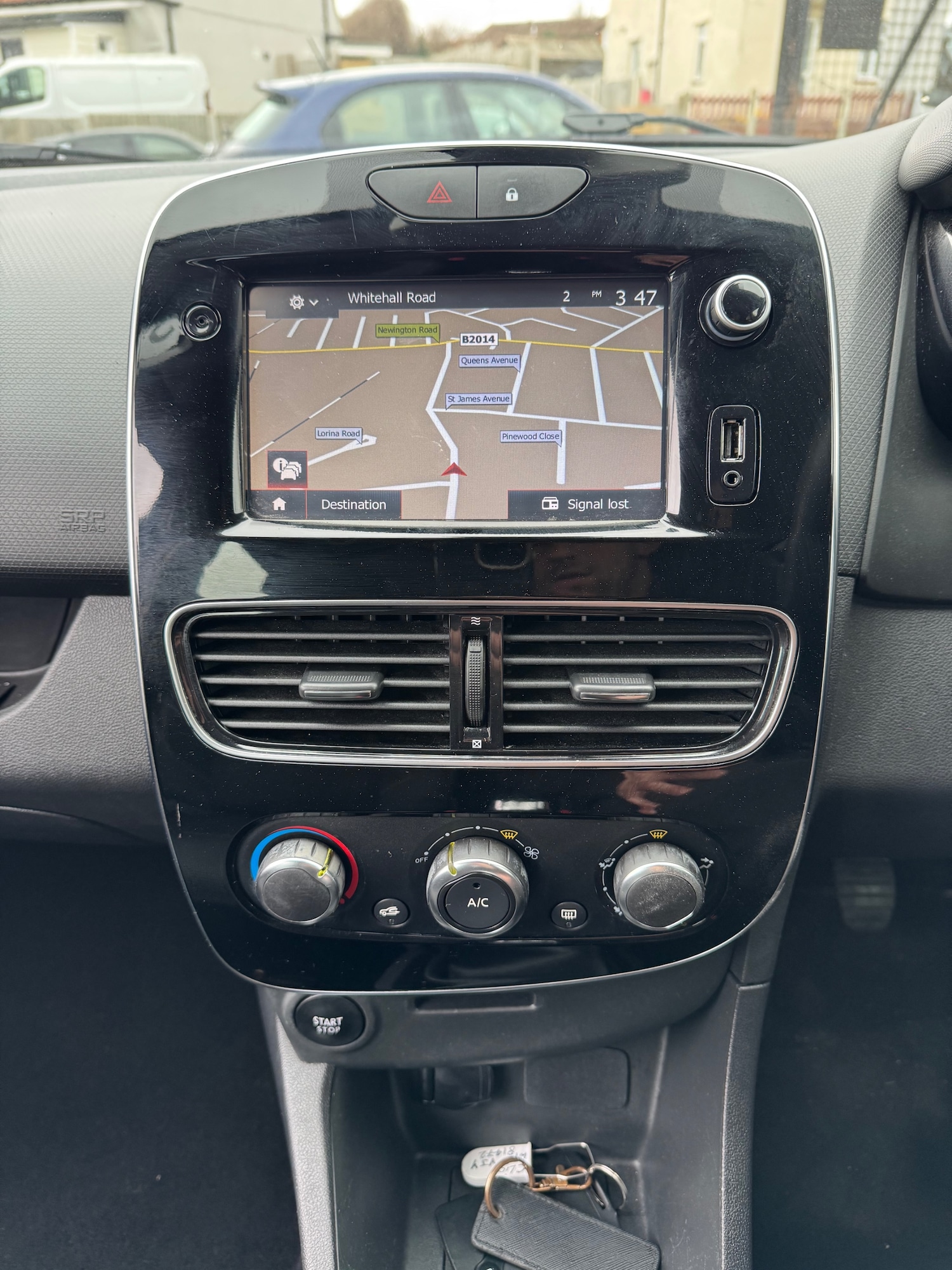 Used Renault Clio 2017 for sale - 77998704: Photo 17