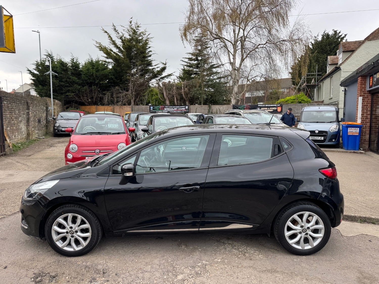 Used Renault Clio 2017 for sale - 77998704: Photo 9