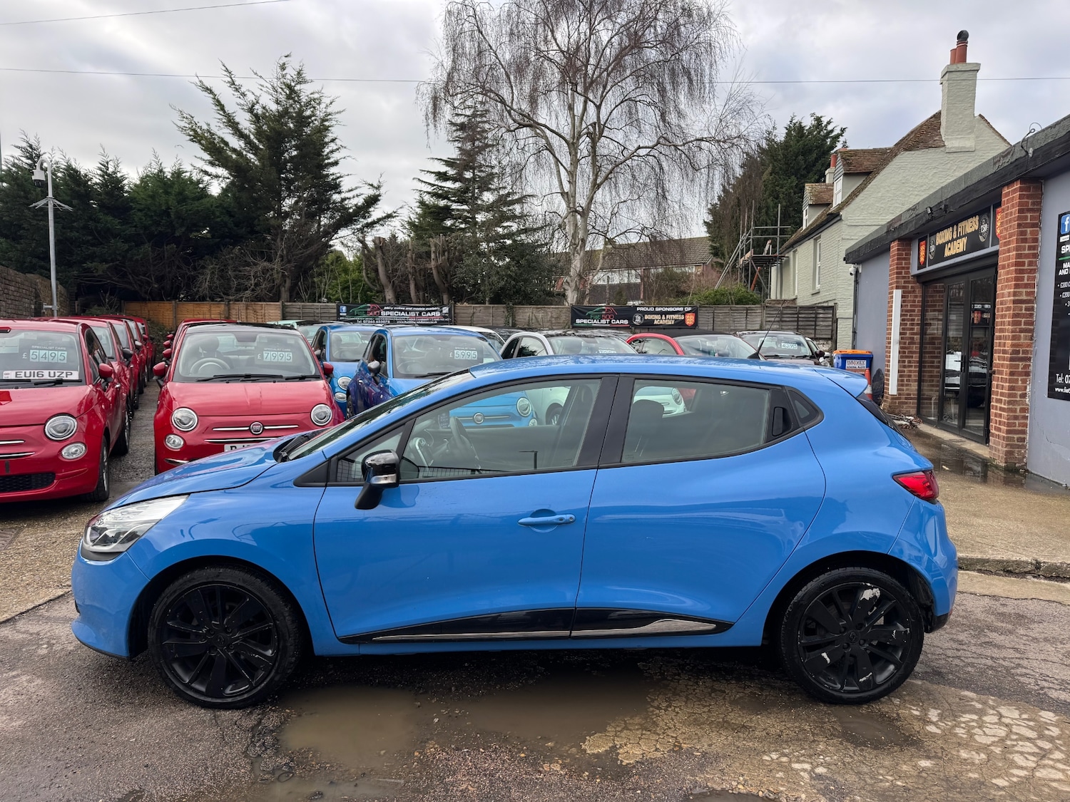 Used Renault Clio 2016 for sale - 77548614: Photo 2