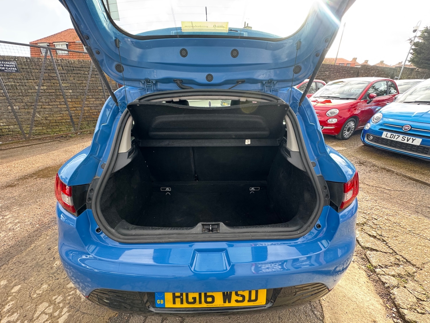 Used Renault Clio 2016 for sale - 77548614: Photo 9