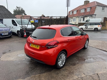 Used Peugeot 208 2017 for sale - 78159785: Photo