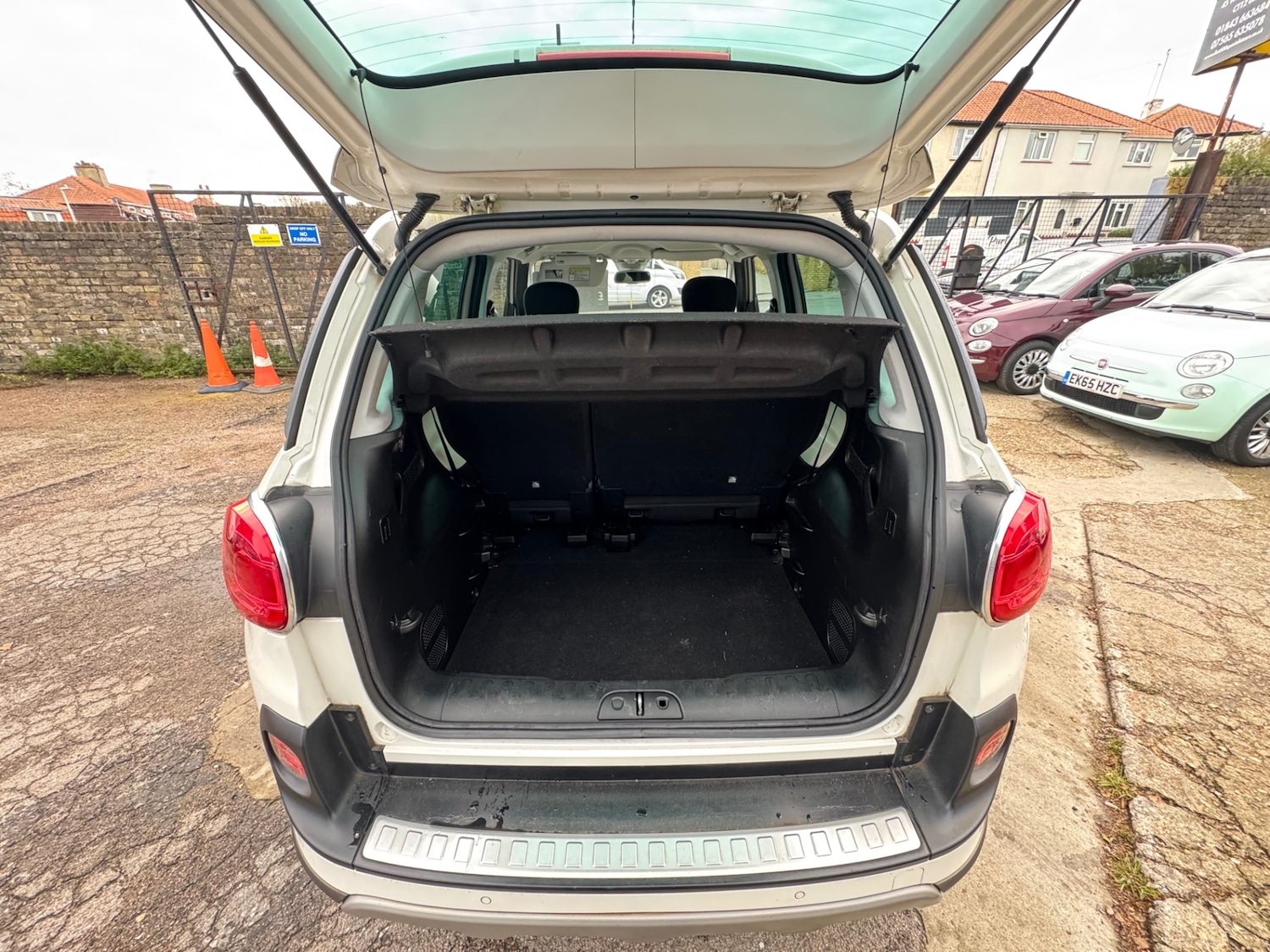 Used Fiat 500L 2014 for sale - 77101452: Photo 9