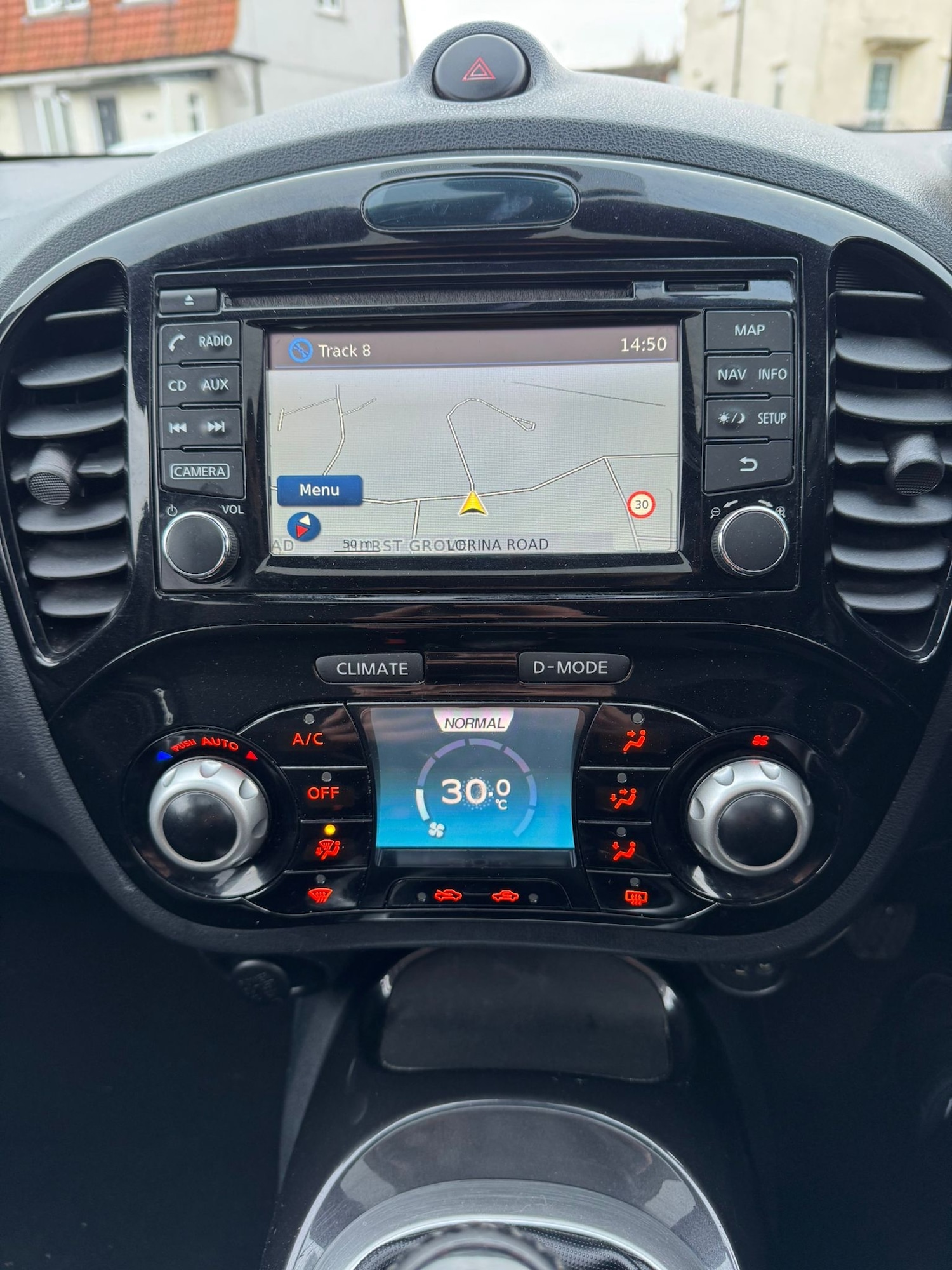 Used Nissan Juke 2018 for sale - 77245645: Photo 16