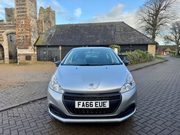 Used Peugeot 208 2017 for sale - 77339251: Photo 2