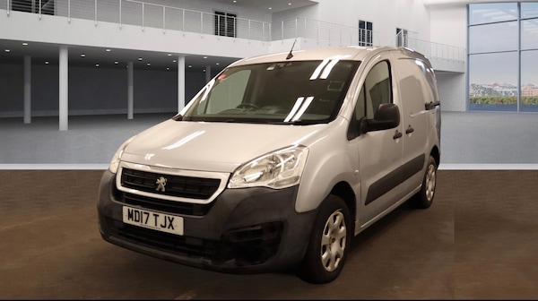 Used Peugeot Partner 2017 for sale - 76041636: Photo 1