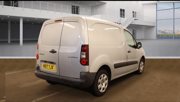 Used Peugeot Partner 2017 for sale - 76041636: Photo 3