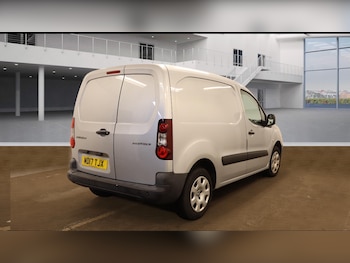 Used Peugeot Partner 2017 for sale - 76041636: Photo 3