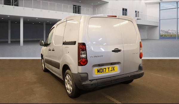 Used Peugeot Partner 2017 for sale - 76041636: Photo 6