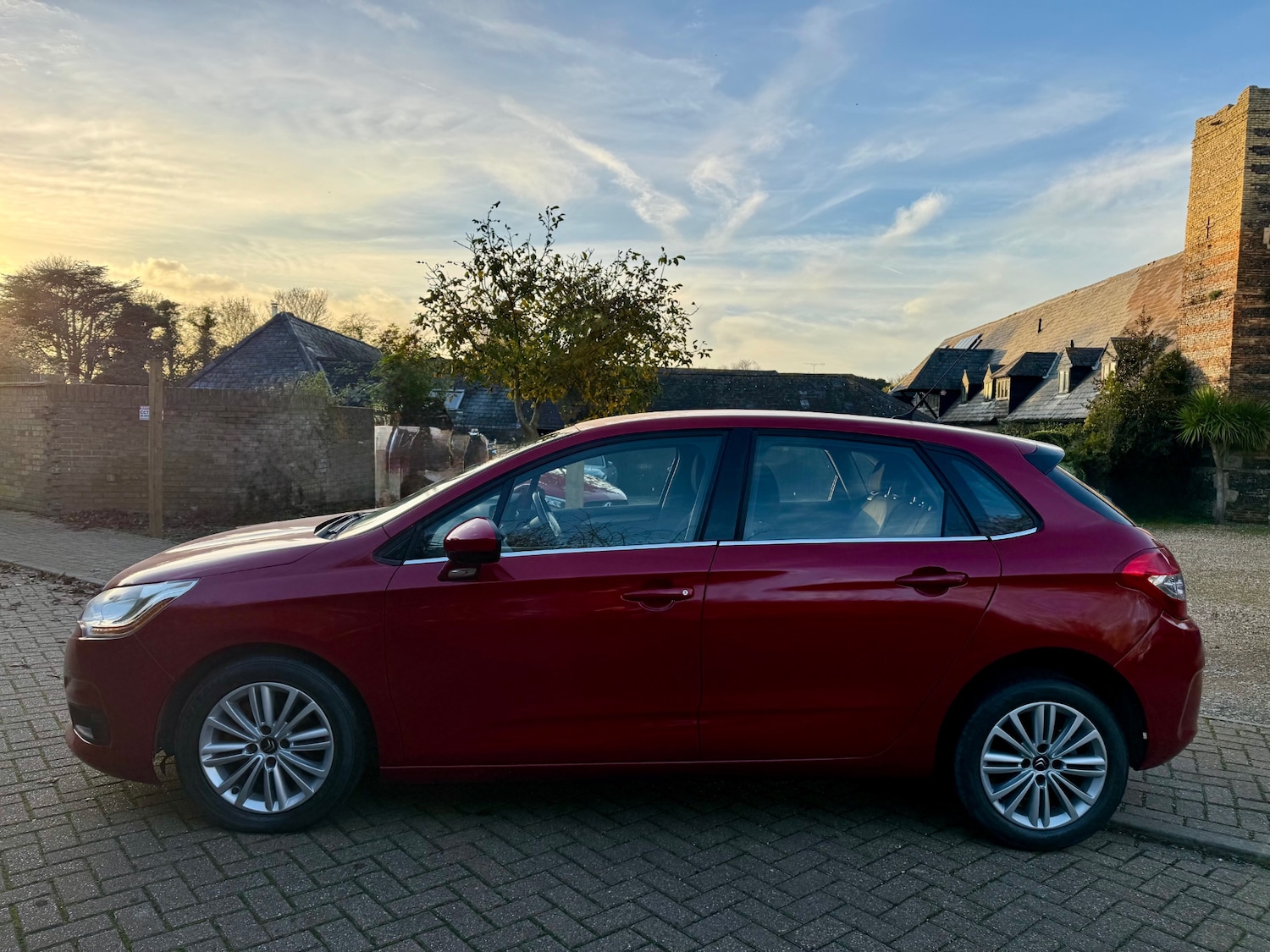 Used Citroen C4 2012 for sale - 76556747: Photo 2
