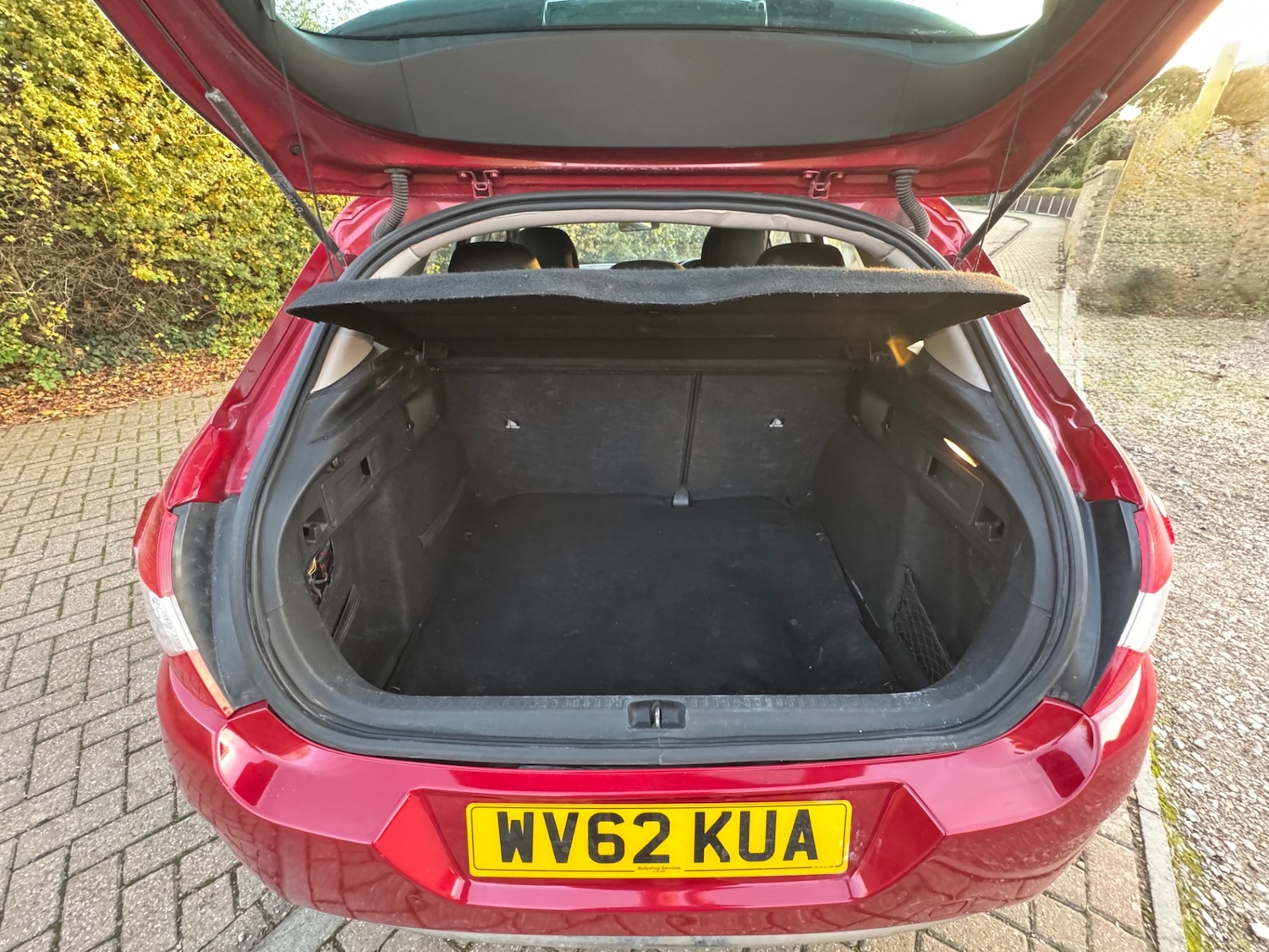 Used Citroen C4 2012 for sale - 76556747: Photo 8