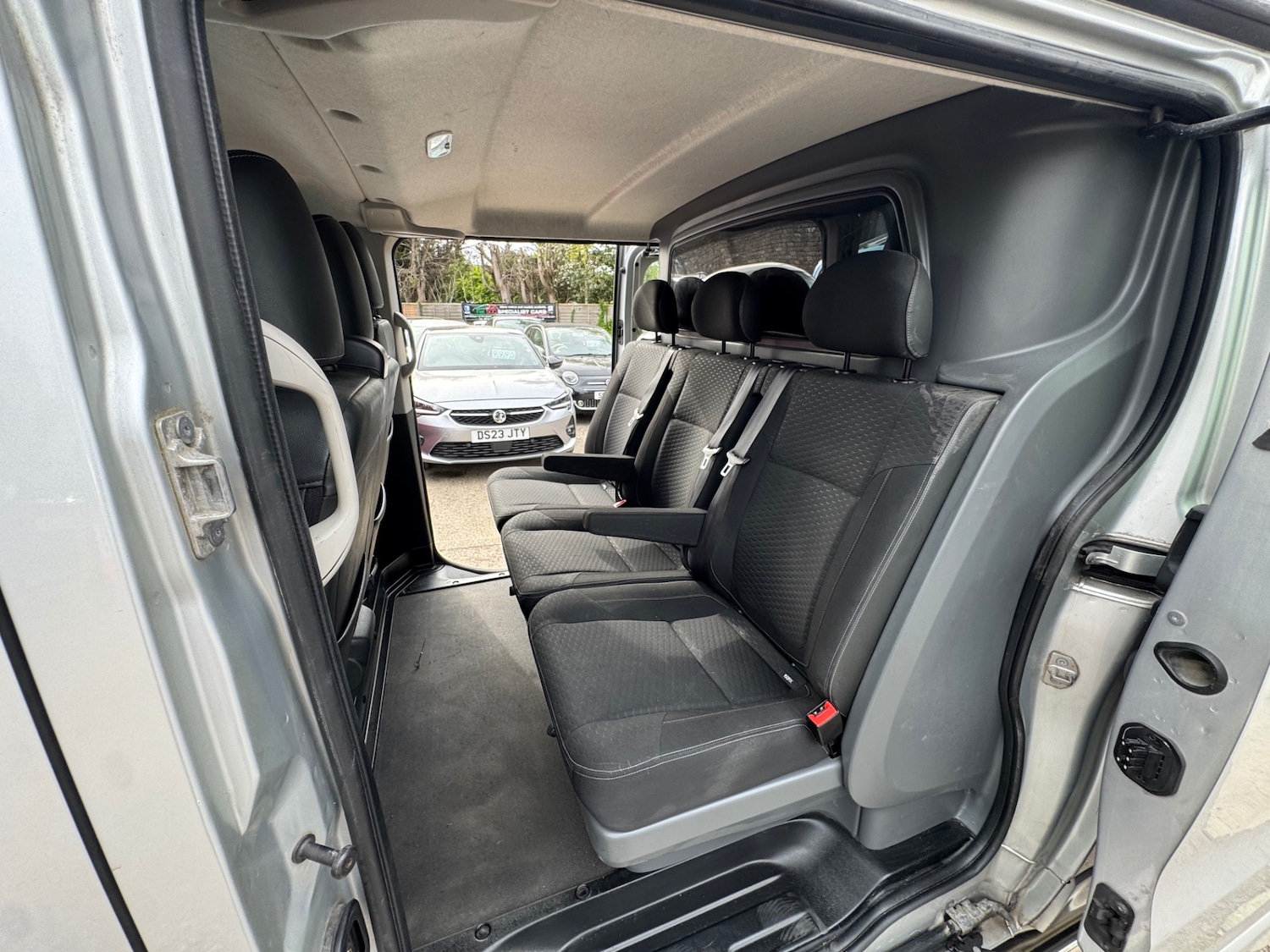 Used Vauxhall Vivaro 2016 for sale - 78184148: Photo 12