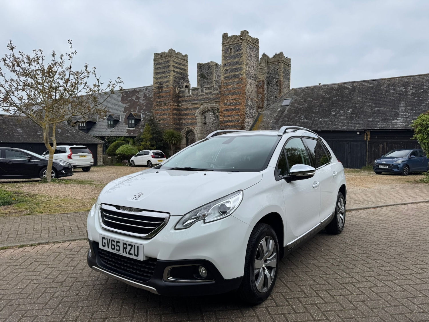 Used Peugeot 2008 2016 for sale - 76859884: Photo 1