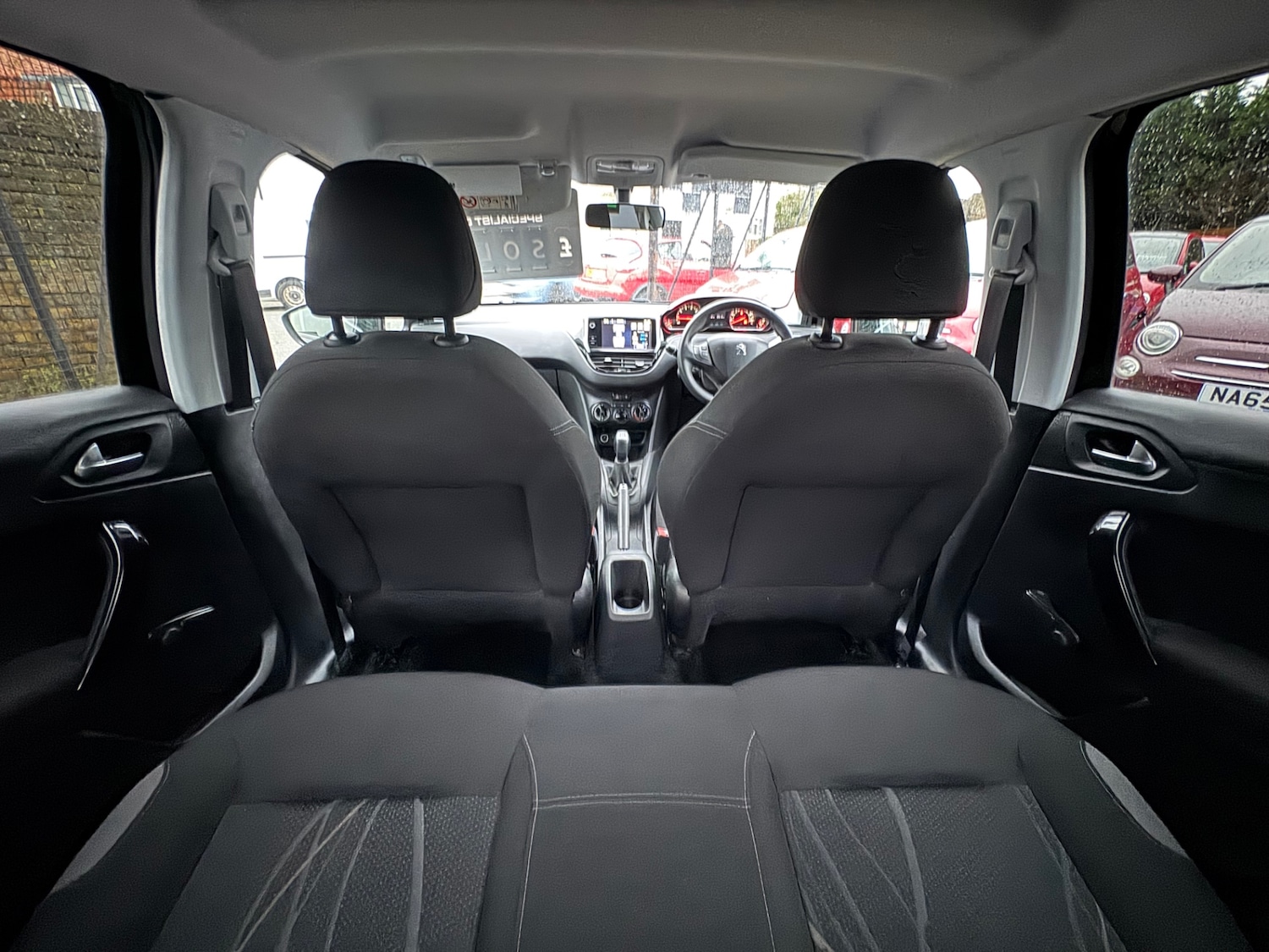 Used Peugeot 208 2015 for sale - 77659608: Photo 10