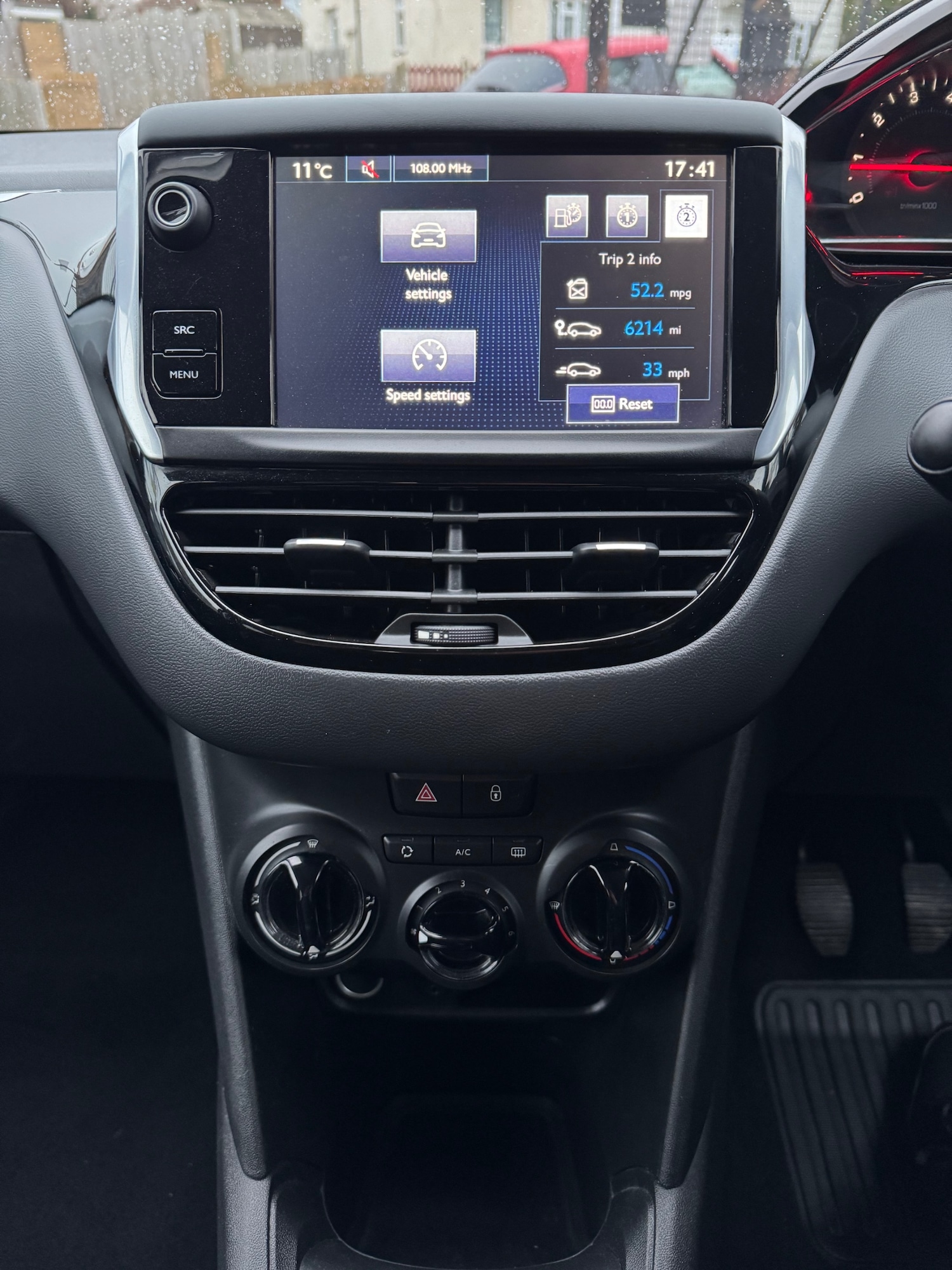 Used Peugeot 208 2015 for sale - 77659608: Photo 14