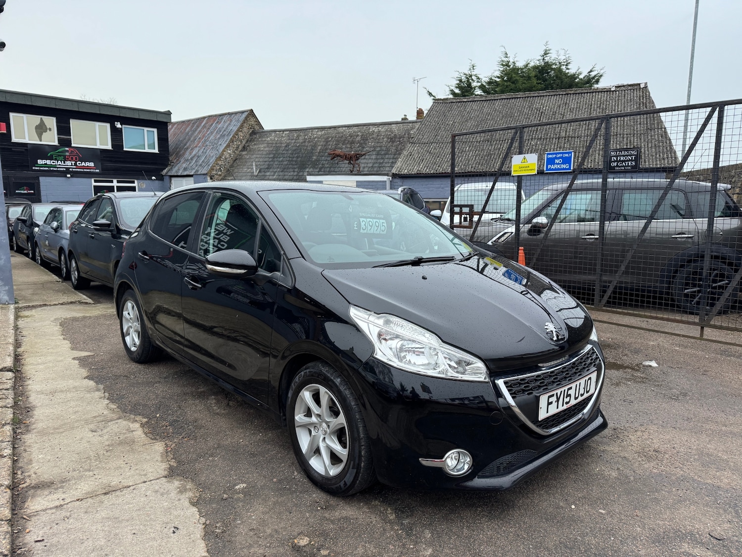 Used Peugeot 208 2015 for sale - 77659608: Photo 4