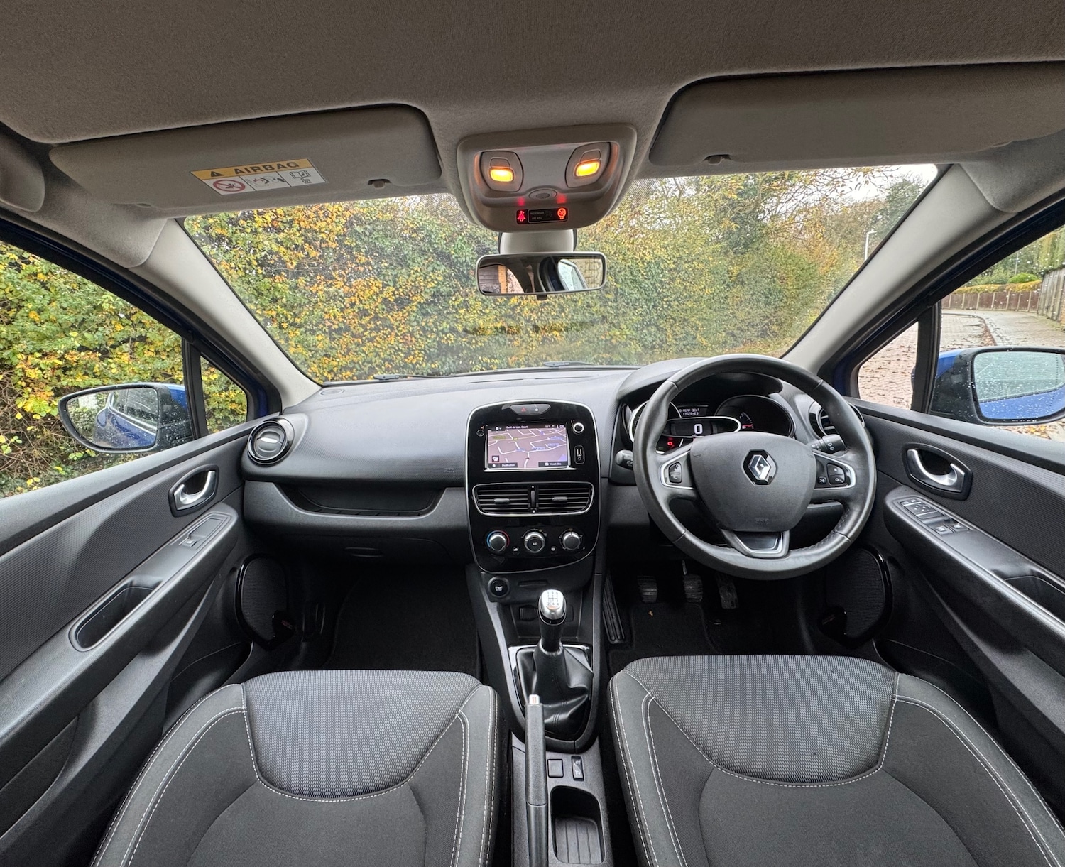 Used Renault Clio 2018 for sale - 77823189: Photo 9