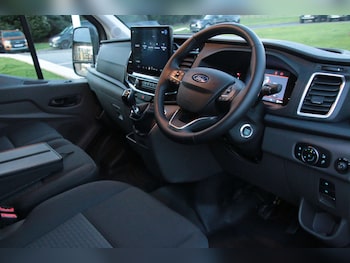 Used Ford Transit 2025 for sale - 78493130: Photo