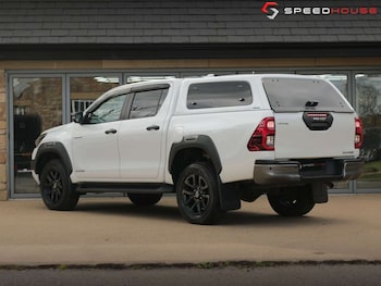 Used Toyota Hilux 2023 for sale - 78493138: Photo