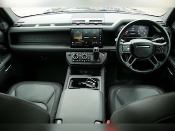 Used Land Rover Defender 2023 for sale - 79044719: Photo