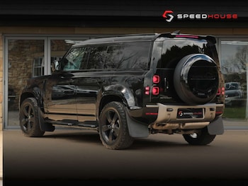 Used Land Rover Defender 2023 for sale - 78493117: Photo