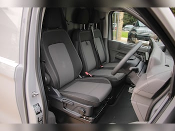 Used Volkswagen Transporter 2025 for sale - 78493137: Photo