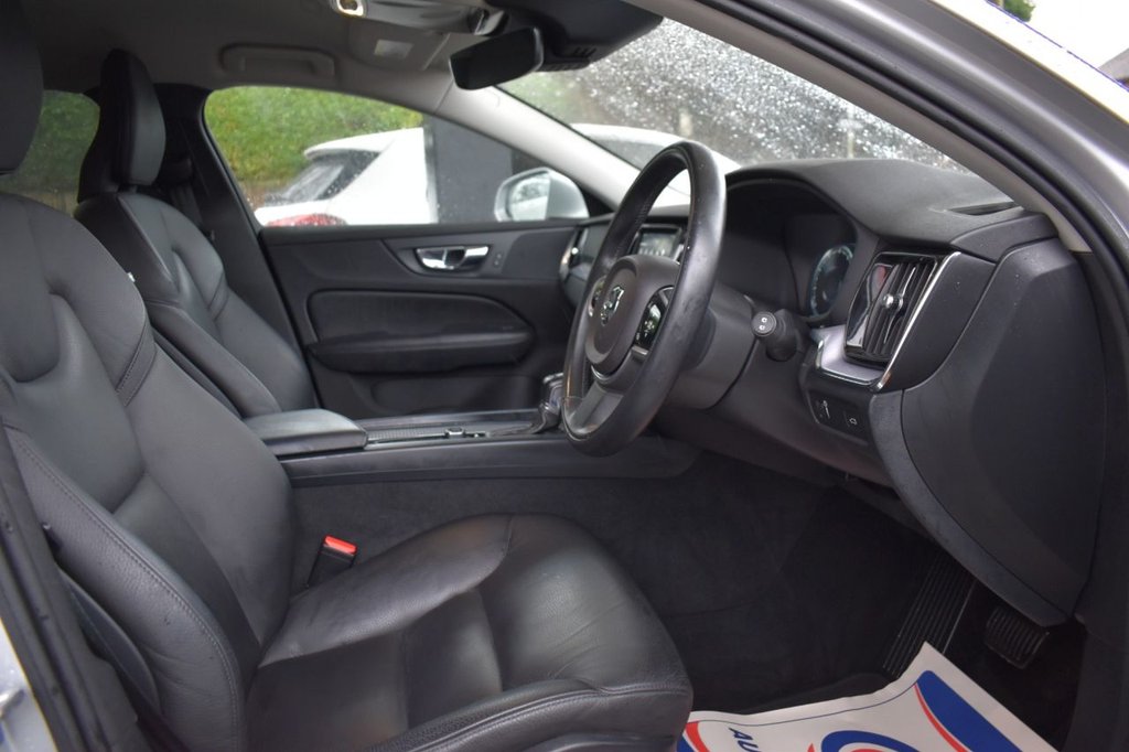 Used Volvo V60 2018 for sale - 77407803: Photo 12