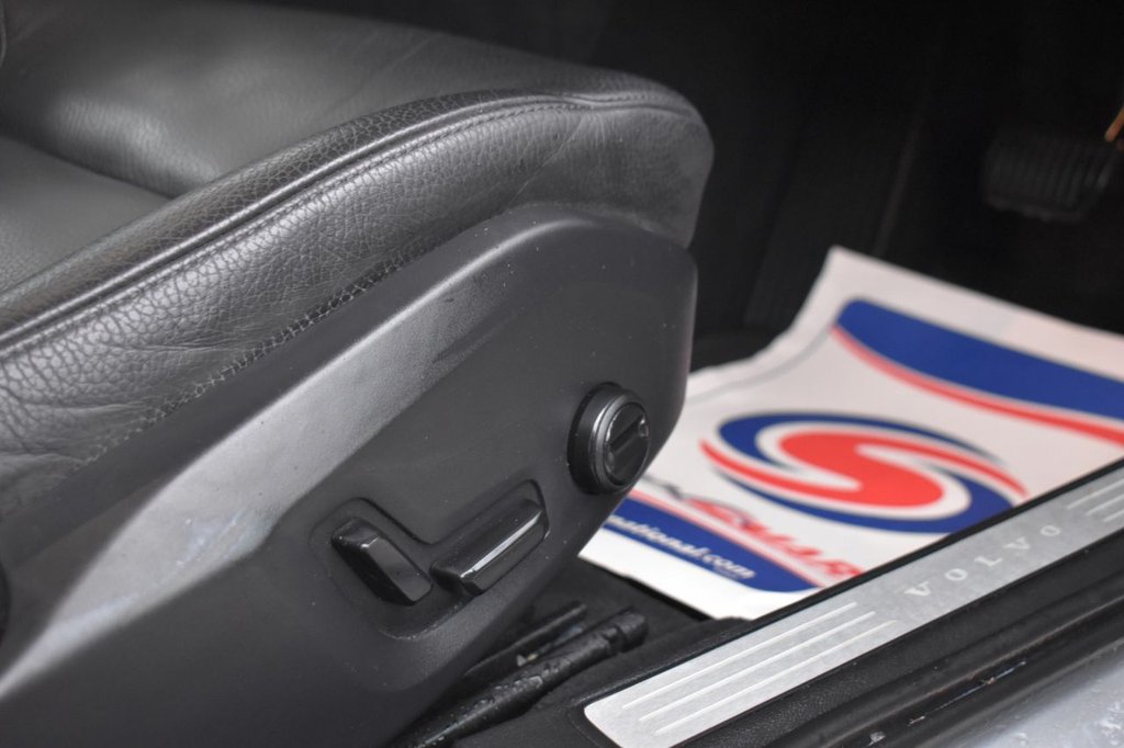 Used Volvo V60 2018 for sale - 77407803: Photo 15