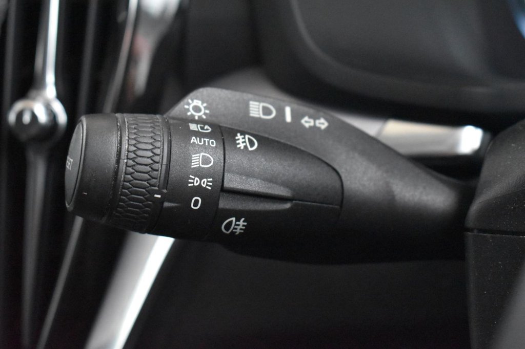 Used Volvo V60 2018 for sale - 77407803: Photo 20