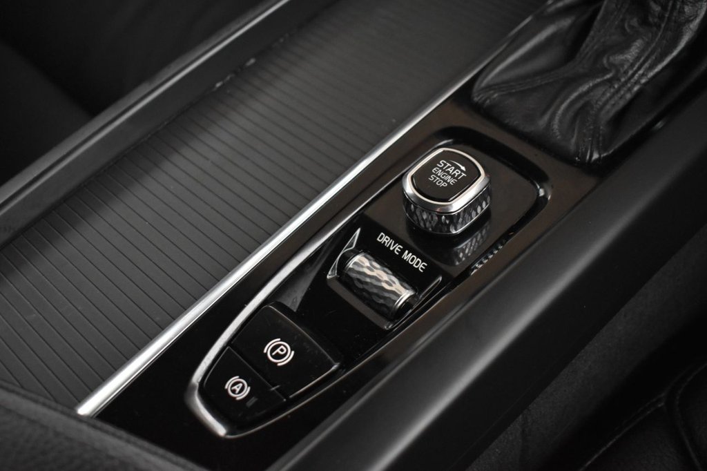 Used Volvo V60 2018 for sale - 77407803: Photo 22