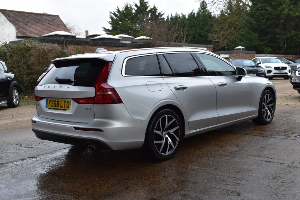 Used Volvo V60 2018 for sale - 77407803: Photo 7