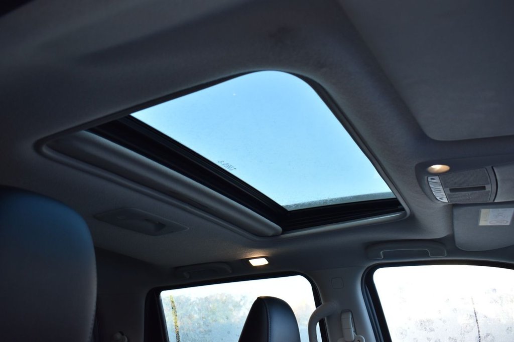 Used Nissan Navara 2021 for sale - 76582712: Photo 28