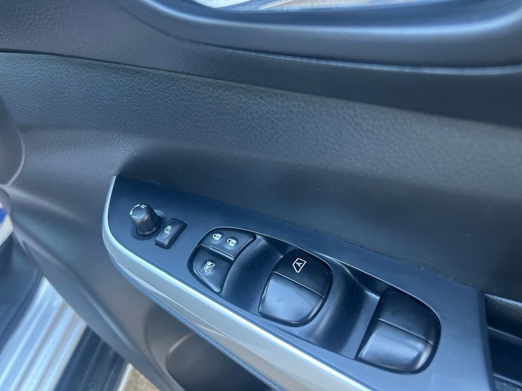 Used Nissan Navara 2021 for sale - 76582712: Photo 29