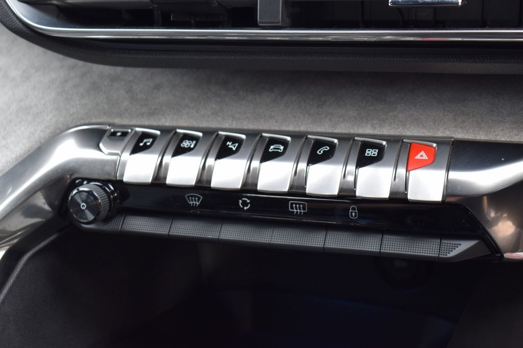 Used Peugeot 3008 2021 for sale - 76470050: Photo 18