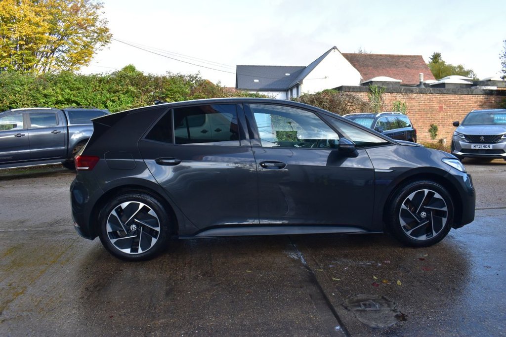 Used Volkswagen ID.3 2021 for sale - 76469601: Photo 8