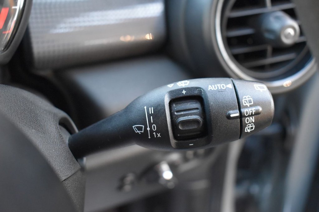 Used MINI Hatch 2019 for sale - 76900654: Photo 19